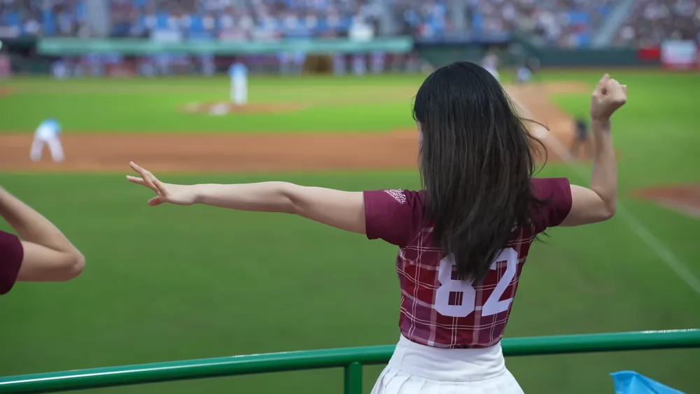 Lee DaHye, uniform, dance, cute,sexy 1