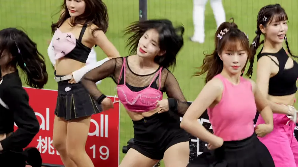 Lee DaHye, Korean cheerleader, baseball park, pink outfit 13