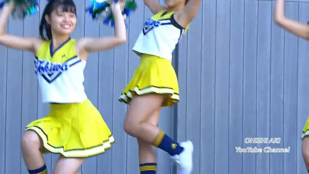 dance by japanse high school girls is so sexy. Ponytail and mini skirt 9