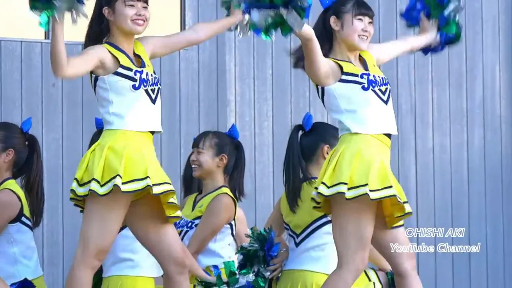 dance by japanse high school girls is so sexy. Ponytail and mini skirt 11