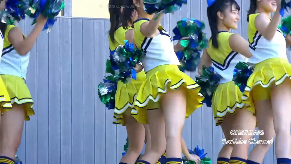 dance by japanse high school girls is so sexy. Ponytail and mini skirt 13