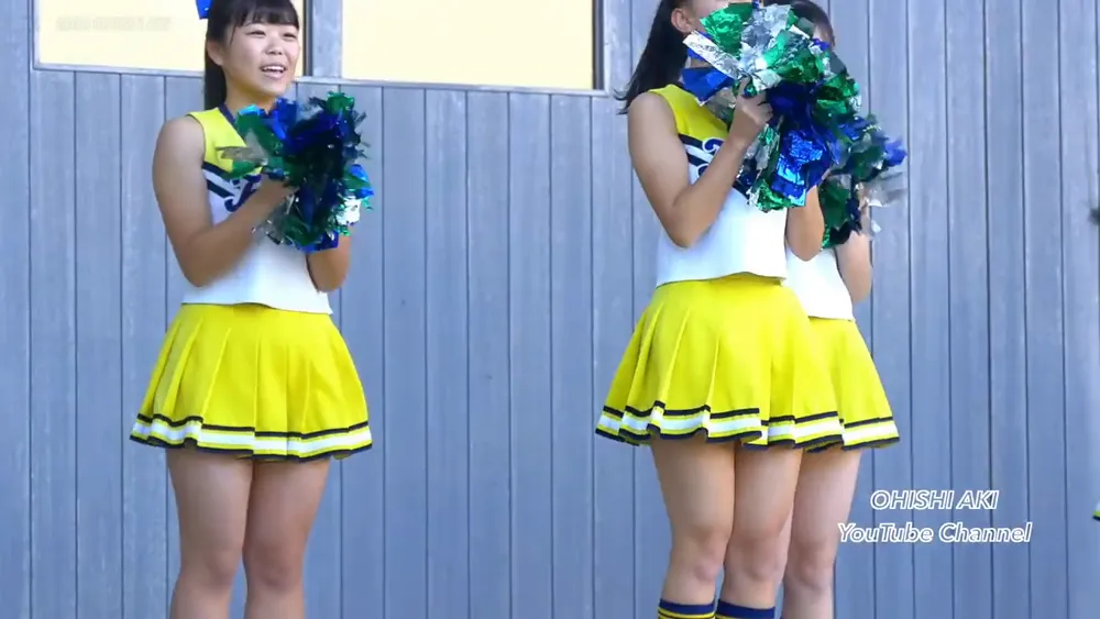 dance by japanse high school girls is so sexy. Ponytail and mini skirt 19