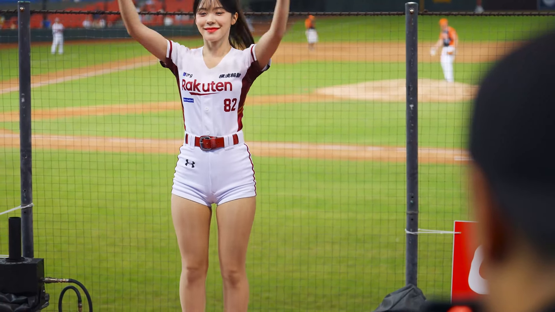 Lee DaHye ,cheerleader from Rakuten,dance, butt 11