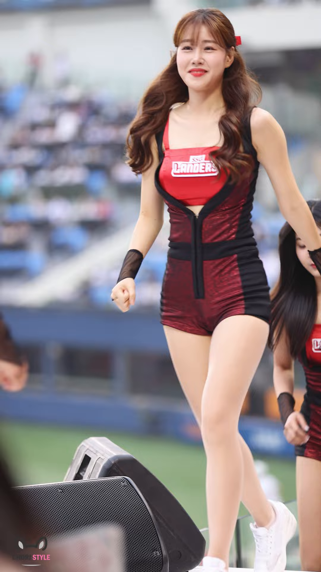 Kim Doa,Korean cherrleader,beautiful skin, butt 1