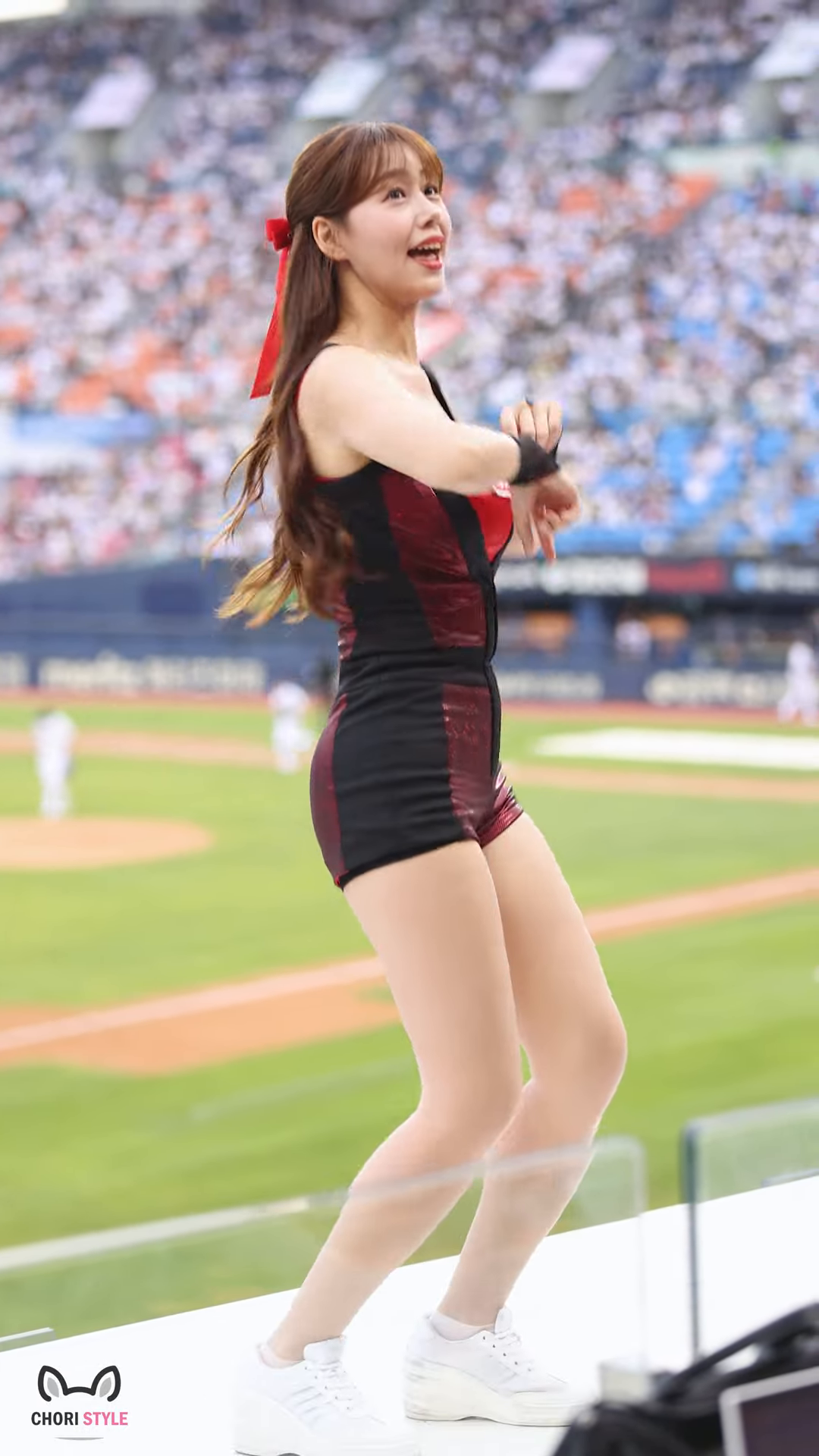 Kim Doa,Korean cherrleader,beautiful skin, butt 8